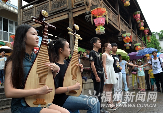 南后街上演公益快閃 120名山村兒童參加城市游學(xué)