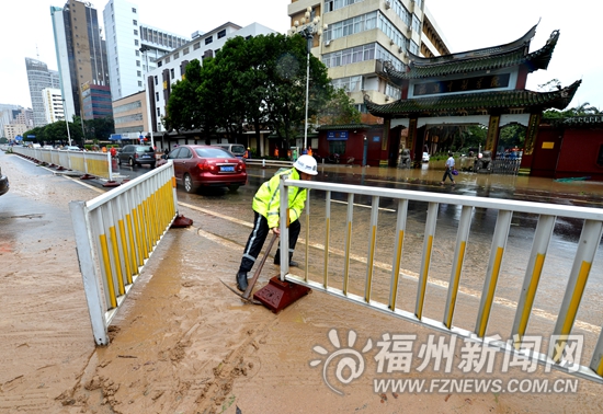 福州各方協(xié)力處置積水　30多個內澇點積水已排除