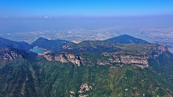 五虎山與南非桌山結(jié)為友好山