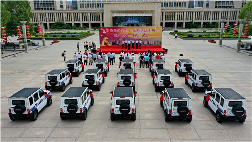 15輛電動(dòng)巡邏執(zhí)法車“上崗”