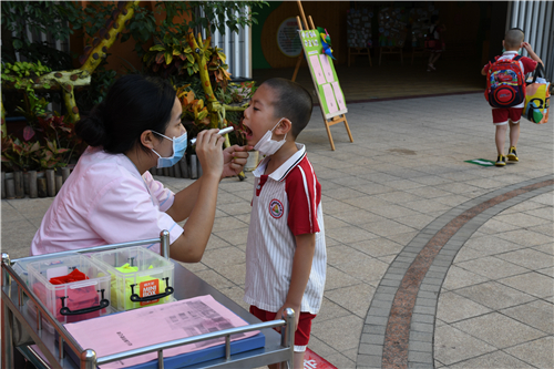 直擊:我縣中小學(xué)開學(xué)第一天