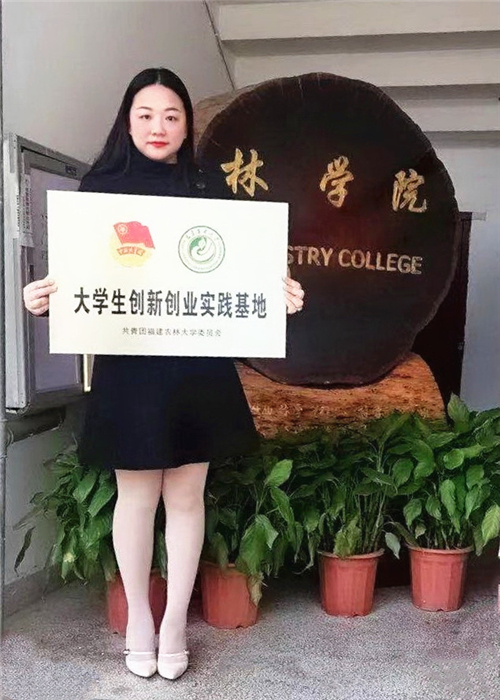 馬麗清：一腔真情系桑梓 為民發(fā)聲履職責(zé)
