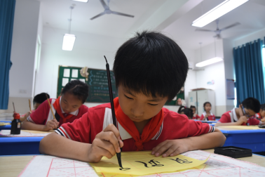 40+社團任選,！這所學(xué)校把“興趣班”玩出了新高度