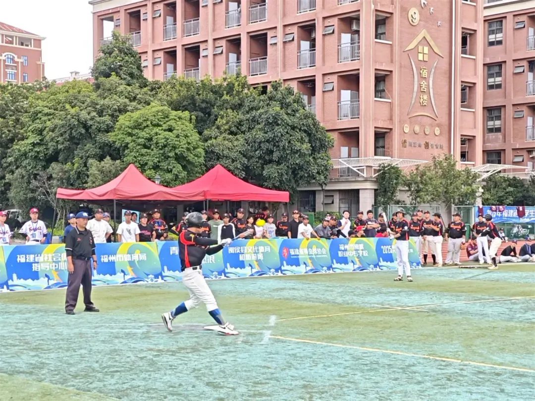 熱血揮棒！10支大學(xué)生棒球隊(duì)在閩侯火熱開打